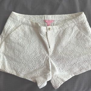 Lilly Pulitzer shorts - white - size 4